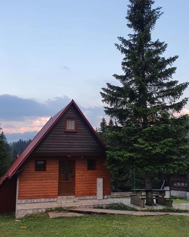 Bungalows Krstajic جابلياك المظهر الخارجي الصورة