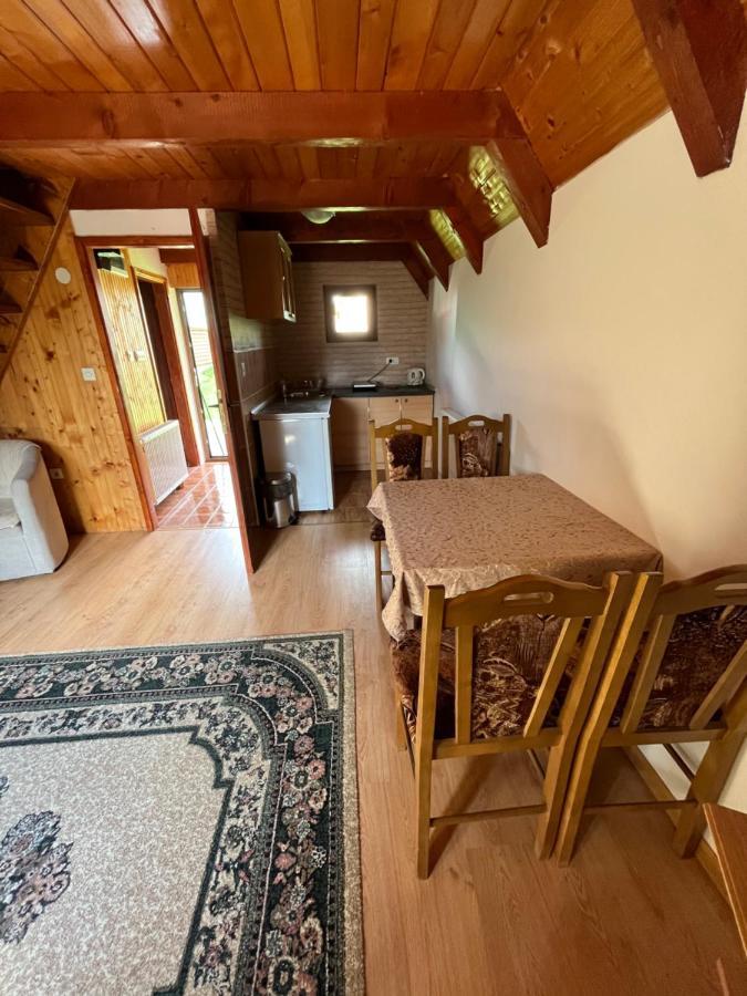Bungalows Krstajic جابلياك المظهر الخارجي الصورة